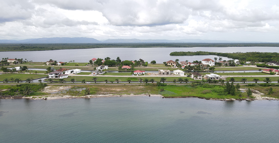 Placencia