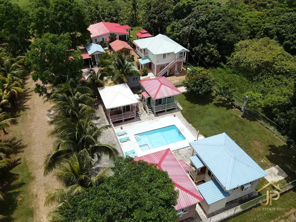 Turnkey Airbnb resort in Hummingbird Estate Belize - photo 9