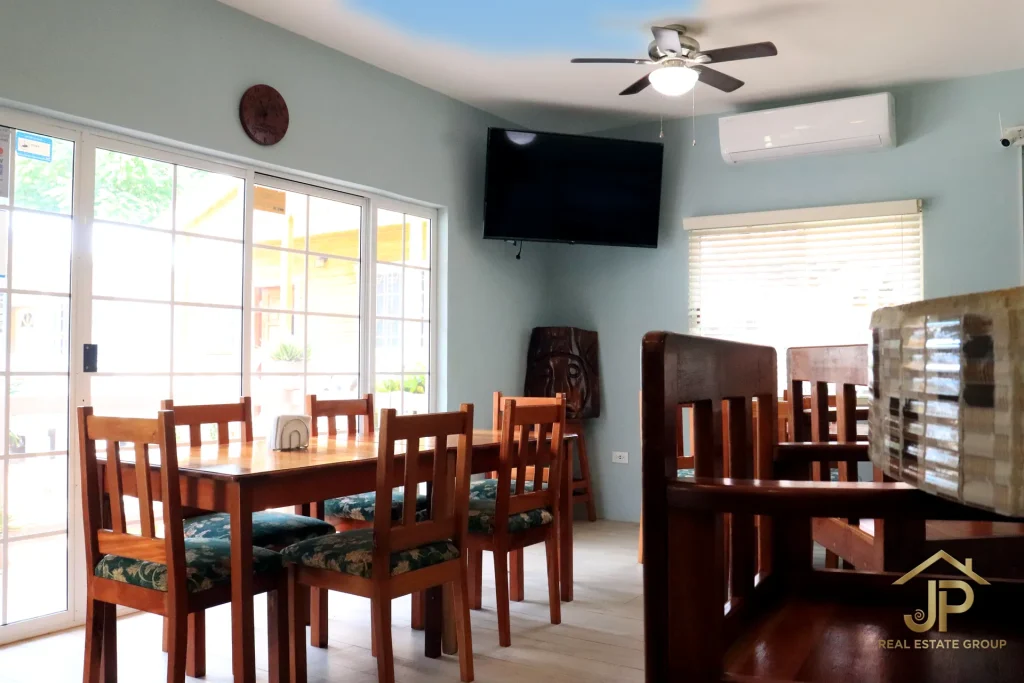 Turnkey Airbnb resort in Hummingbird Estate Belize - photo 24