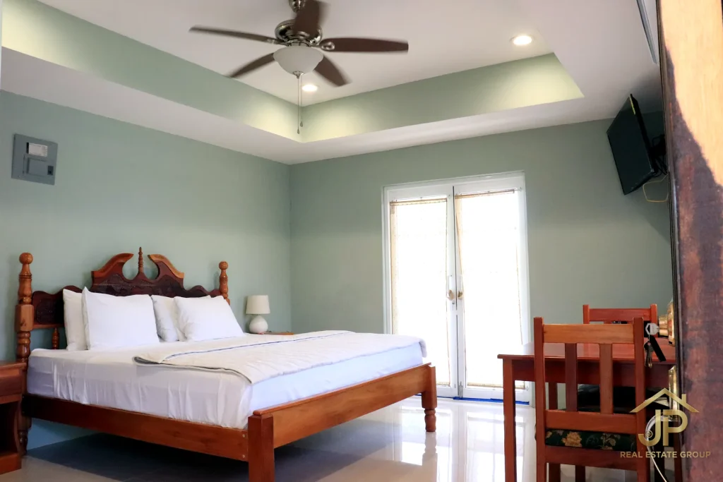 Turnkey Airbnb resort in Hummingbird Estate Belize - photo 25