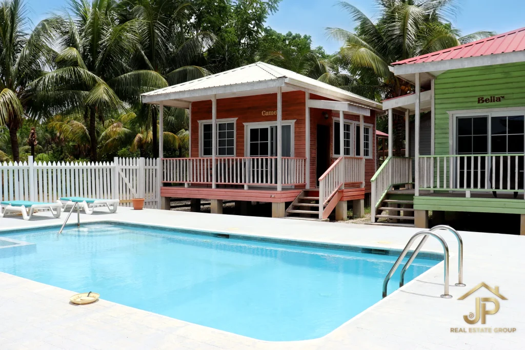 Turnkey Airbnb resort in Hummingbird Estate Belize - photo 28